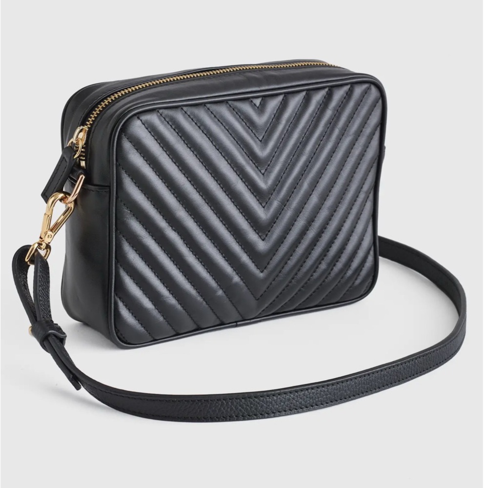 Quince 100% Italian leather Black Quilted Crossbody Bag
